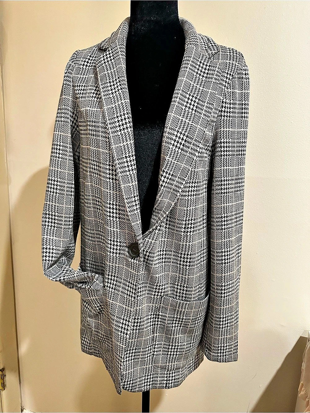 Women's Plaid Blazer